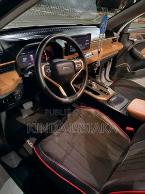 Haval Jolion 2024 Blanc cassé