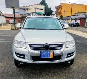 Volkswagen Touareg VR6 FSI 2010 Beige