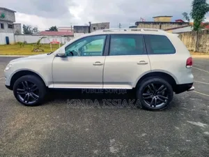 Volkswagen Touareg VR6 FSI 2010 Beige