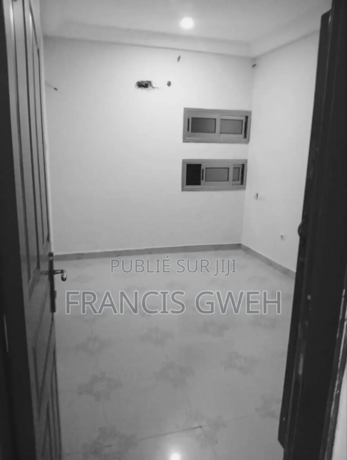 2chbre Appartement dans Francis Gweh, Cocody à Louer