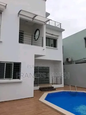 5chbre Duplex dans Francis Gweh, Cocody à Louer