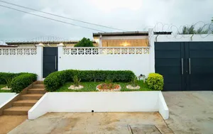 4chbre Duplex dans Francis Gweh, Cocody à Louer
