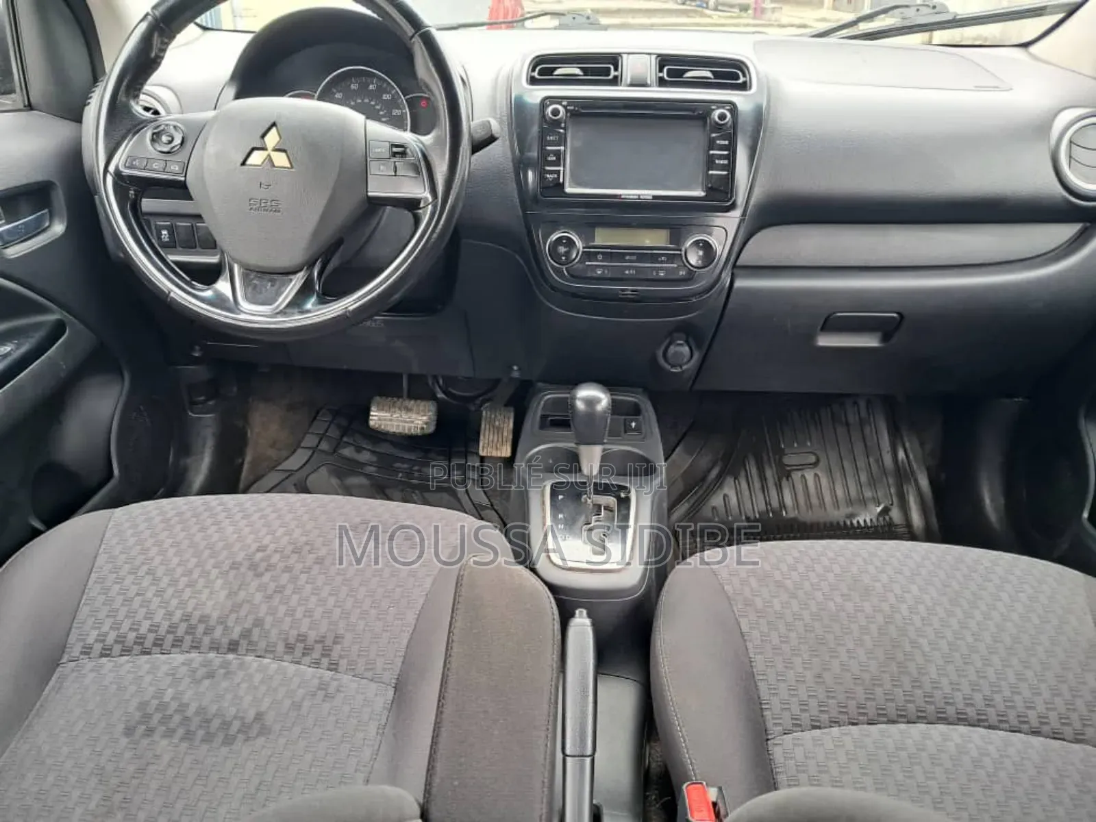 Mitsubishi Mirage ES 2019 Blue