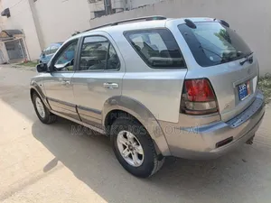 Kia Sorento 2.5 CDRI Automatic 2008 Gris