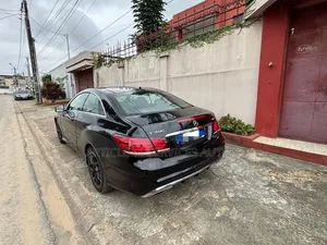 Mercedes-Benz E400 2015 Black
