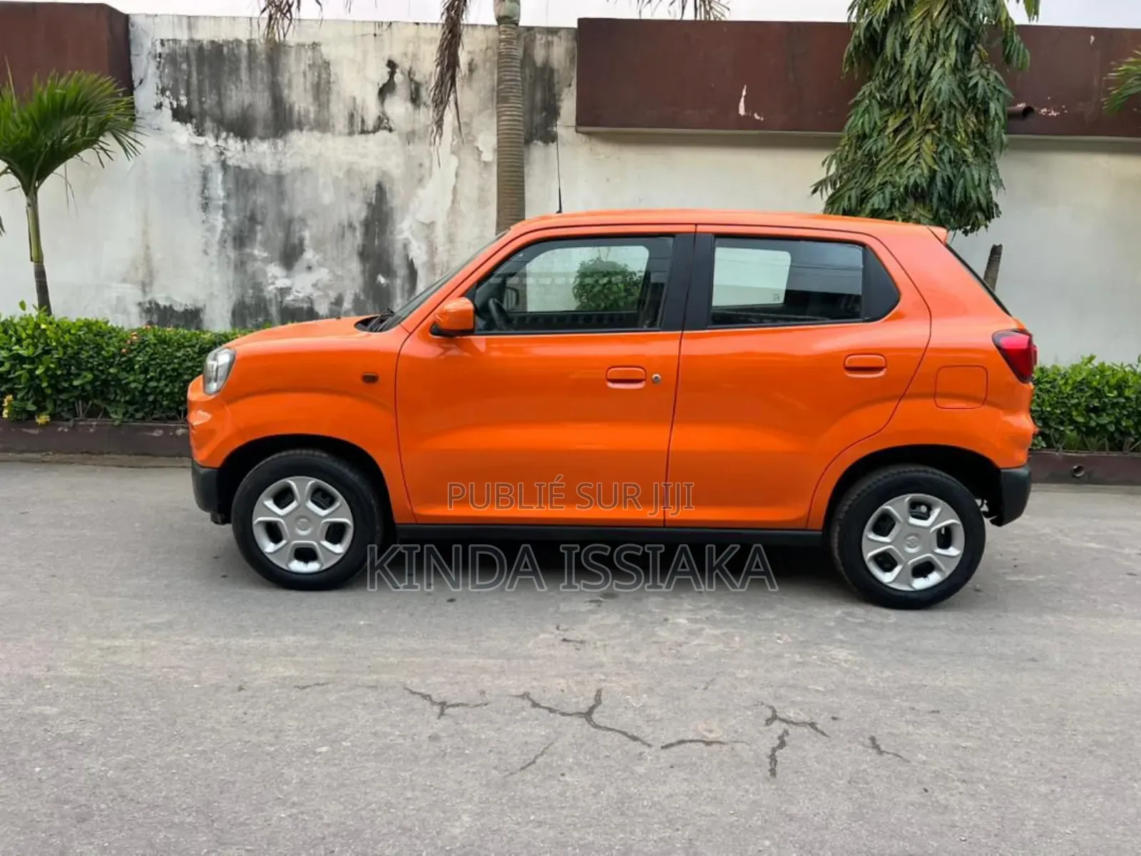 Suzuki S-Presso 2024 Orange