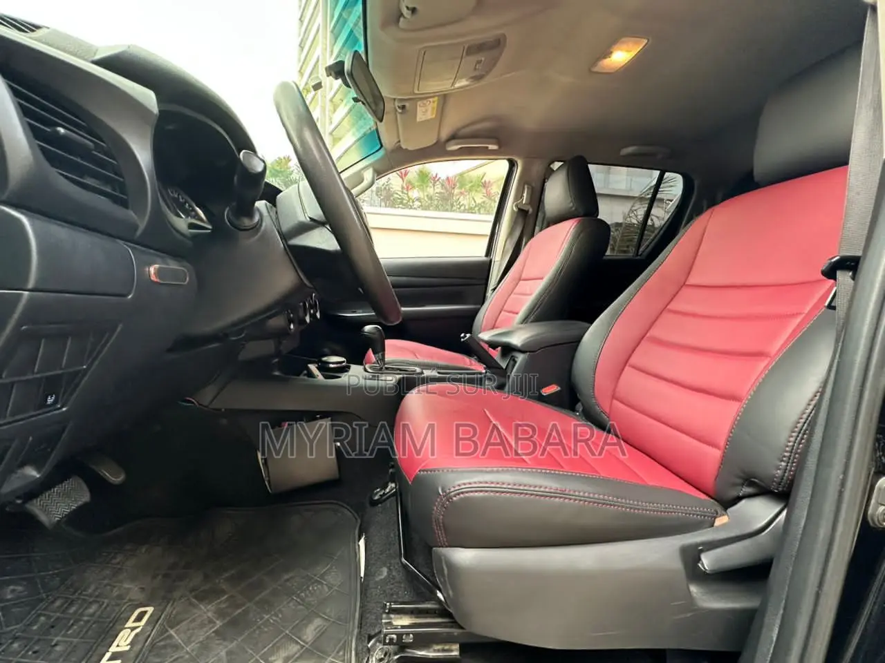 Toyota Hilux 2023 Black