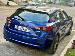 Mazda 3 2016 Blue