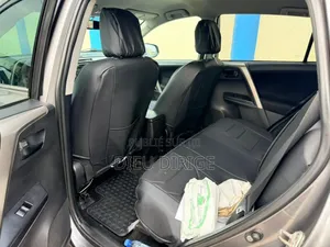 Toyota RAV4 LE 4dr SUV (2.5L 4cyl 6A) 2015 Gris