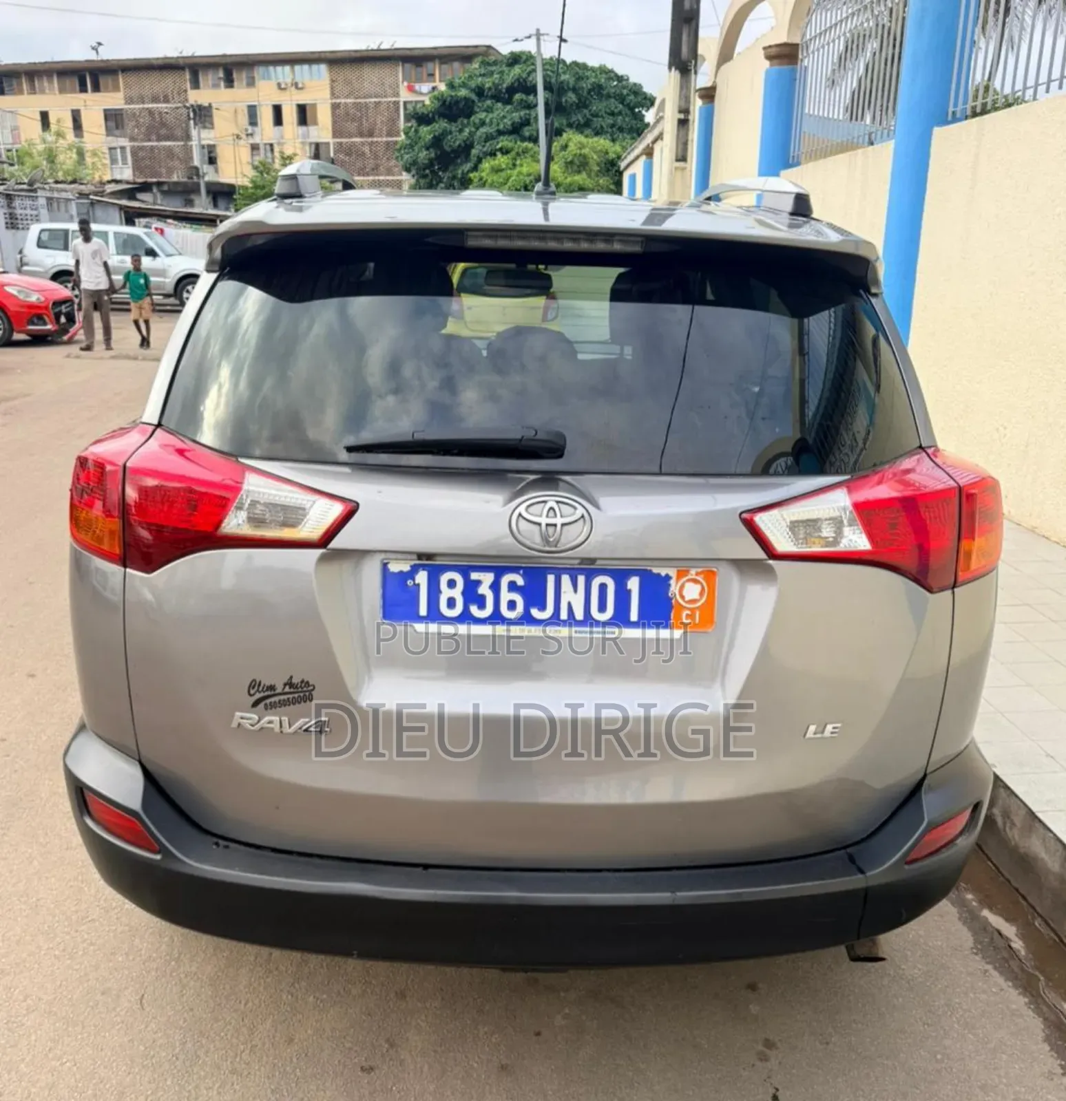 Toyota RAV4 LE 4dr SUV (2.5L 4cyl 6A) 2015 Gris