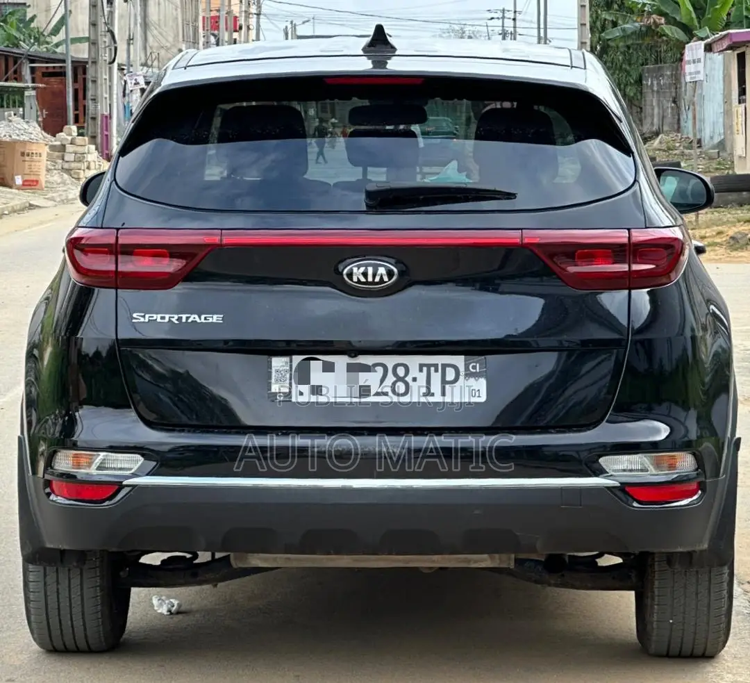 Kia Sportage EX 2021 Black