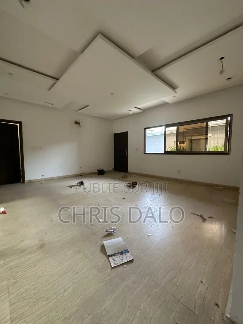 20chbre Duplex dans Duplex, Cocody à Louer