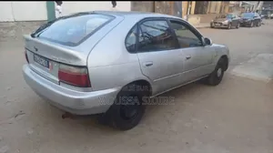 Photo - Toyota Corolla 2003 Gris