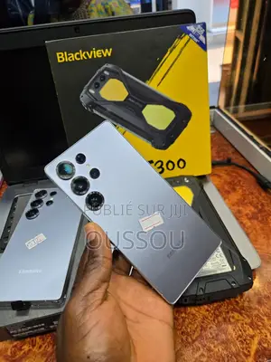 Photo - Samsung Galaxy S25 Ultra 256 GB Gris