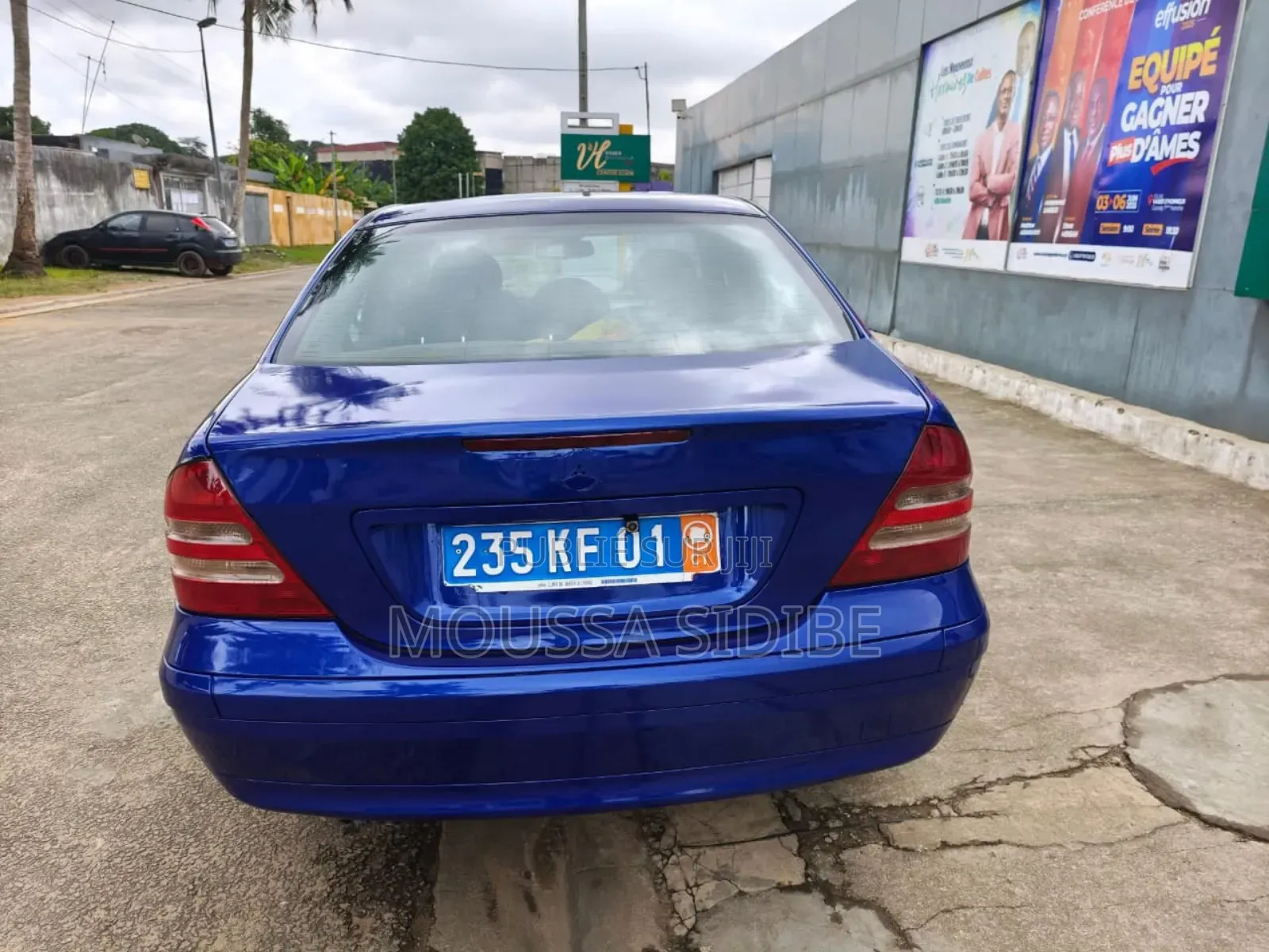 Mercedes-Benz C200 2003 Blue