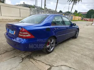 Mercedes-Benz C200 2003 Blue