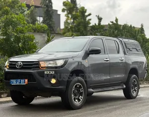 Toyota Hilux 2017 Black