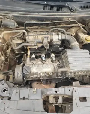 Suzuki Alto 2022 Jaune