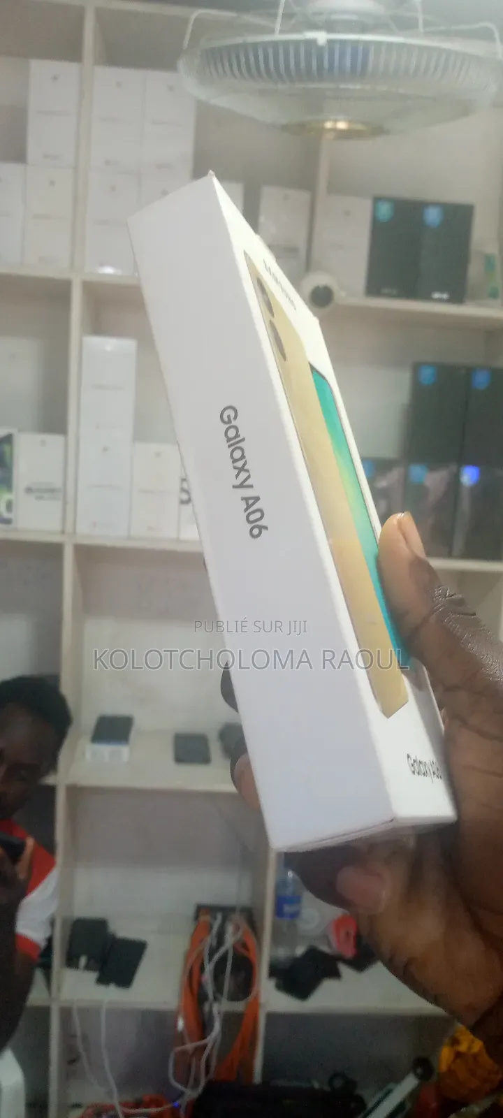 Neuf Samsung Galaxy A06 128 GB Noir