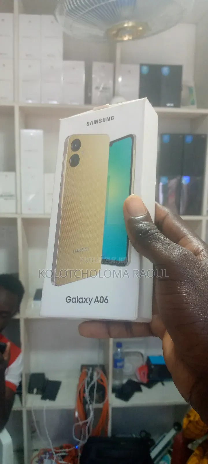 Neuf Samsung Galaxy A06 128 GB Noir