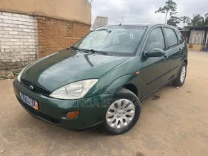 Photo - Ford Focus 2.3 2000 Vert