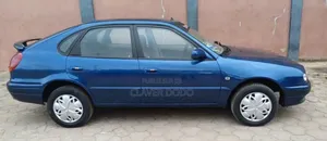 Toyota Corolla 1999 Blue