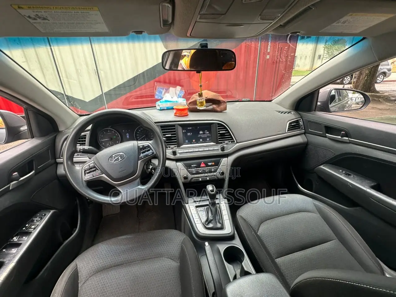 Hyundai Elantra Limited 2018 Gris