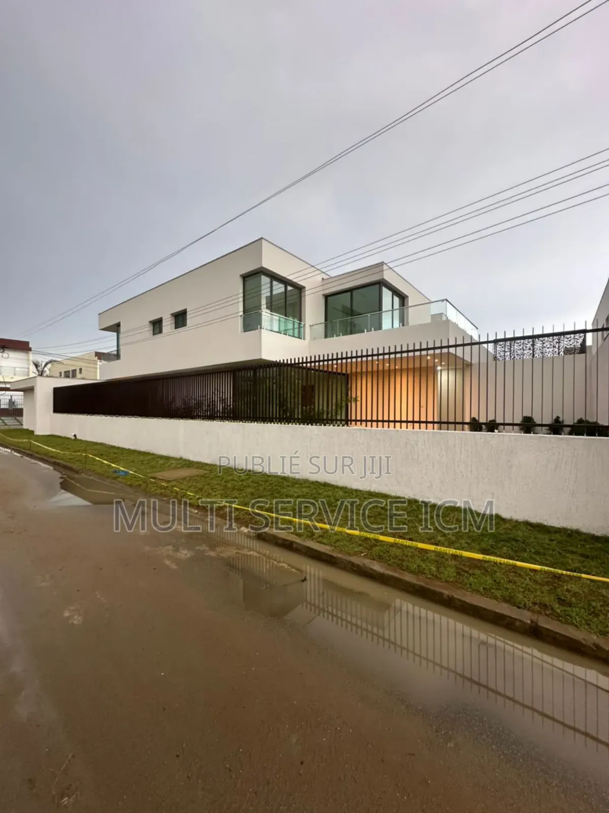 6chbre Duplex dans Ismaël Coulibaly, Cocody à Vendre