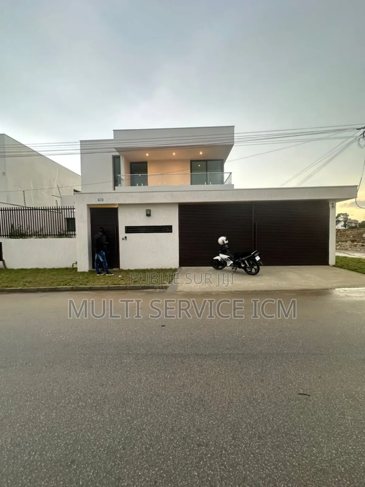 6chbre Duplex dans Ismaël Coulibaly, Cocody à Vendre