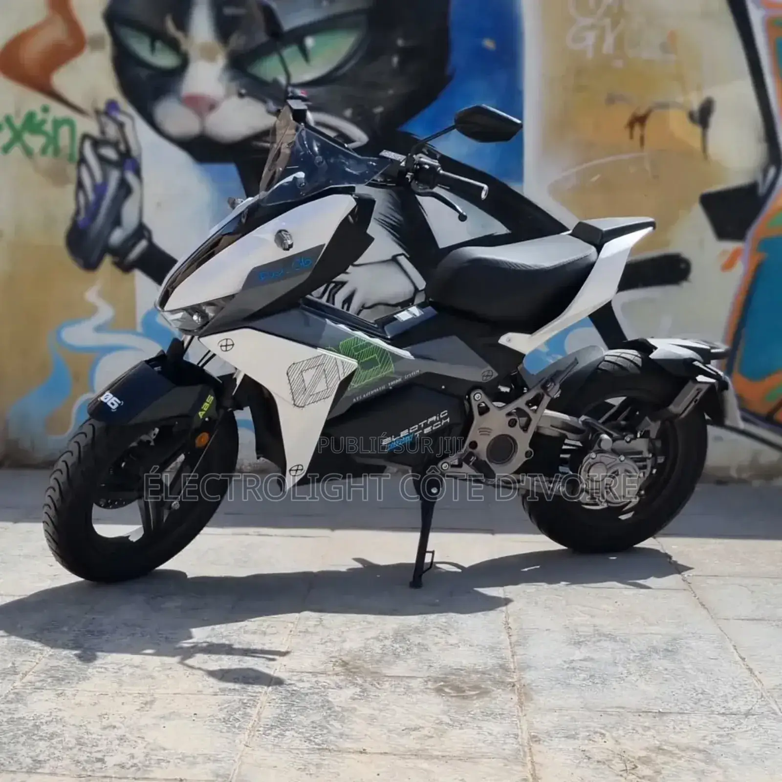 Neuf Yamaha R6 2023 Blanc
