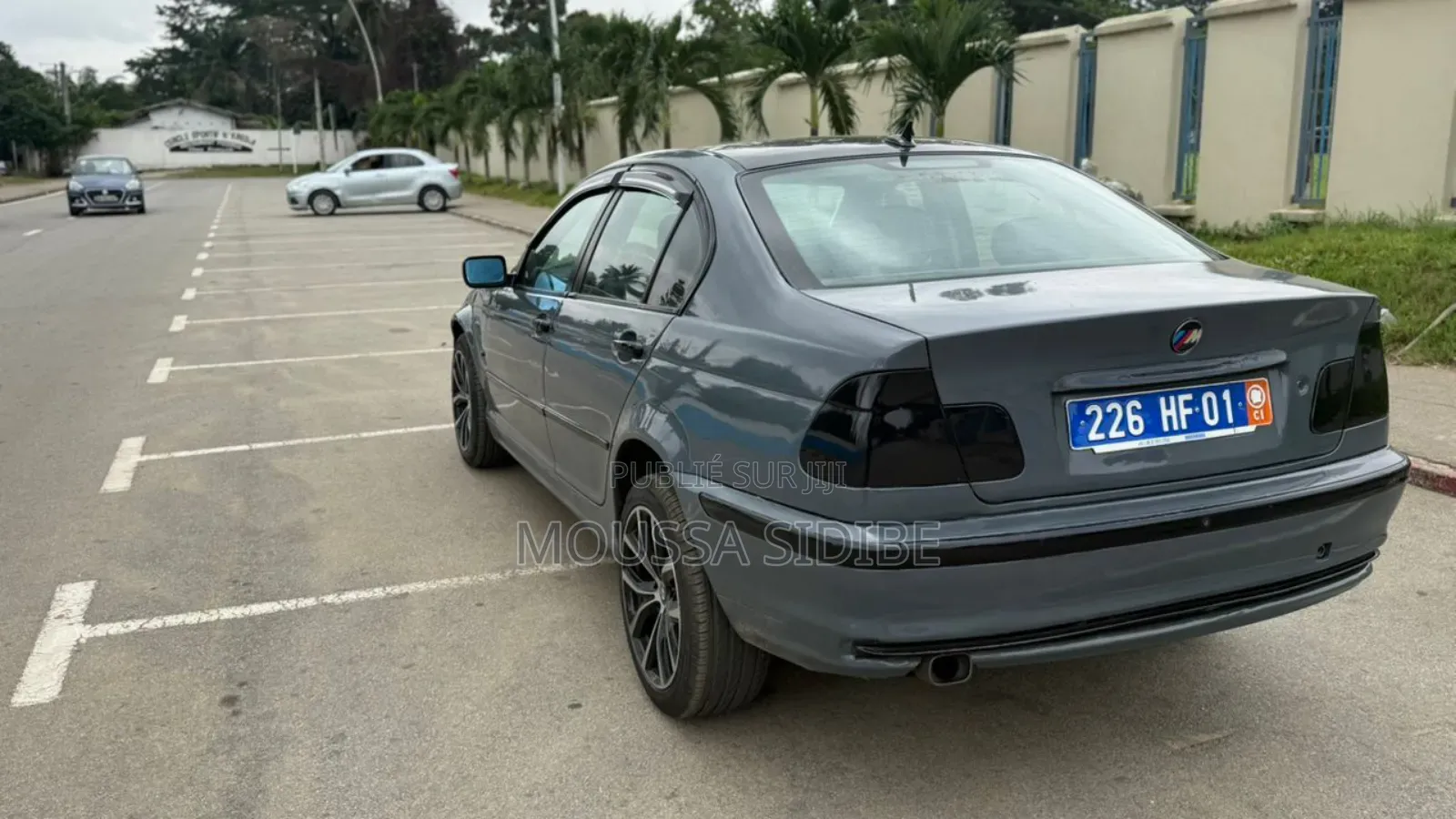 BMW 3 Series 316i RWD 2003 Gris