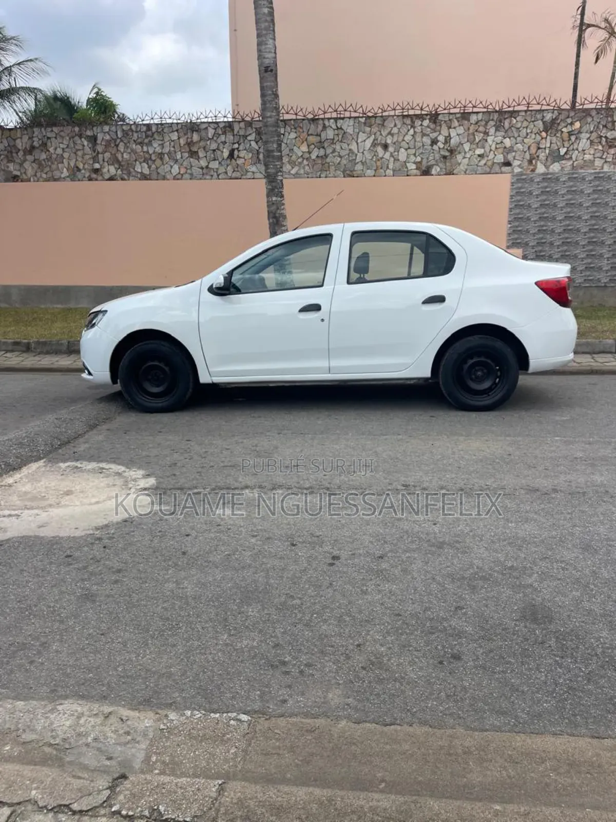 Renault Logan 2016 Blanc cassé