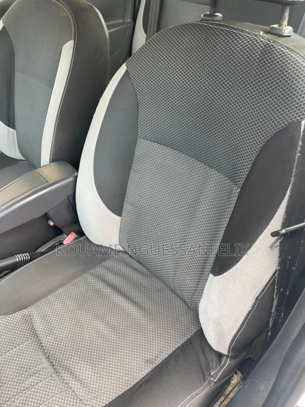 Renault Logan 2016 Blanc cassé