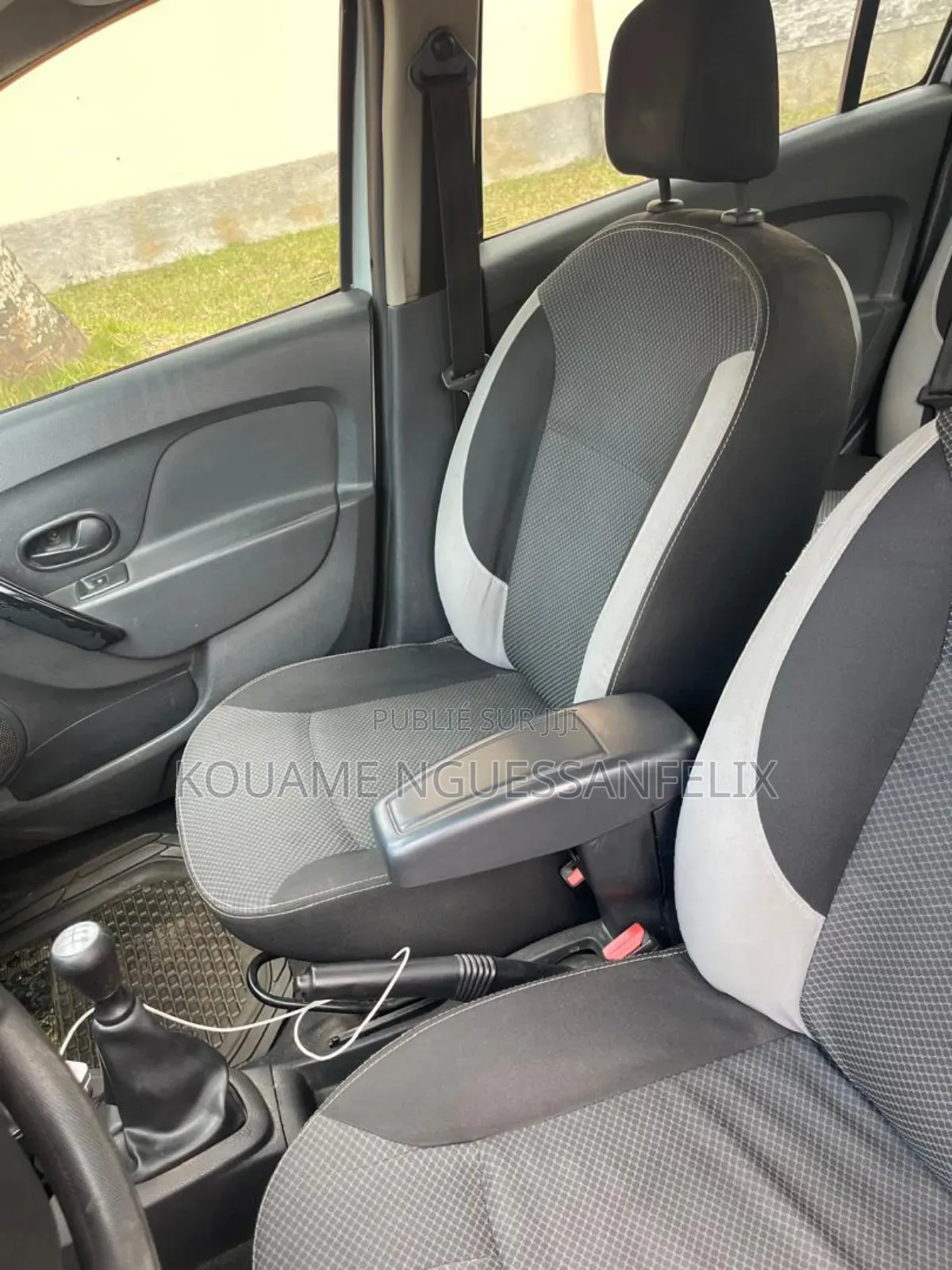 Renault Logan 2016 Blanc cassé