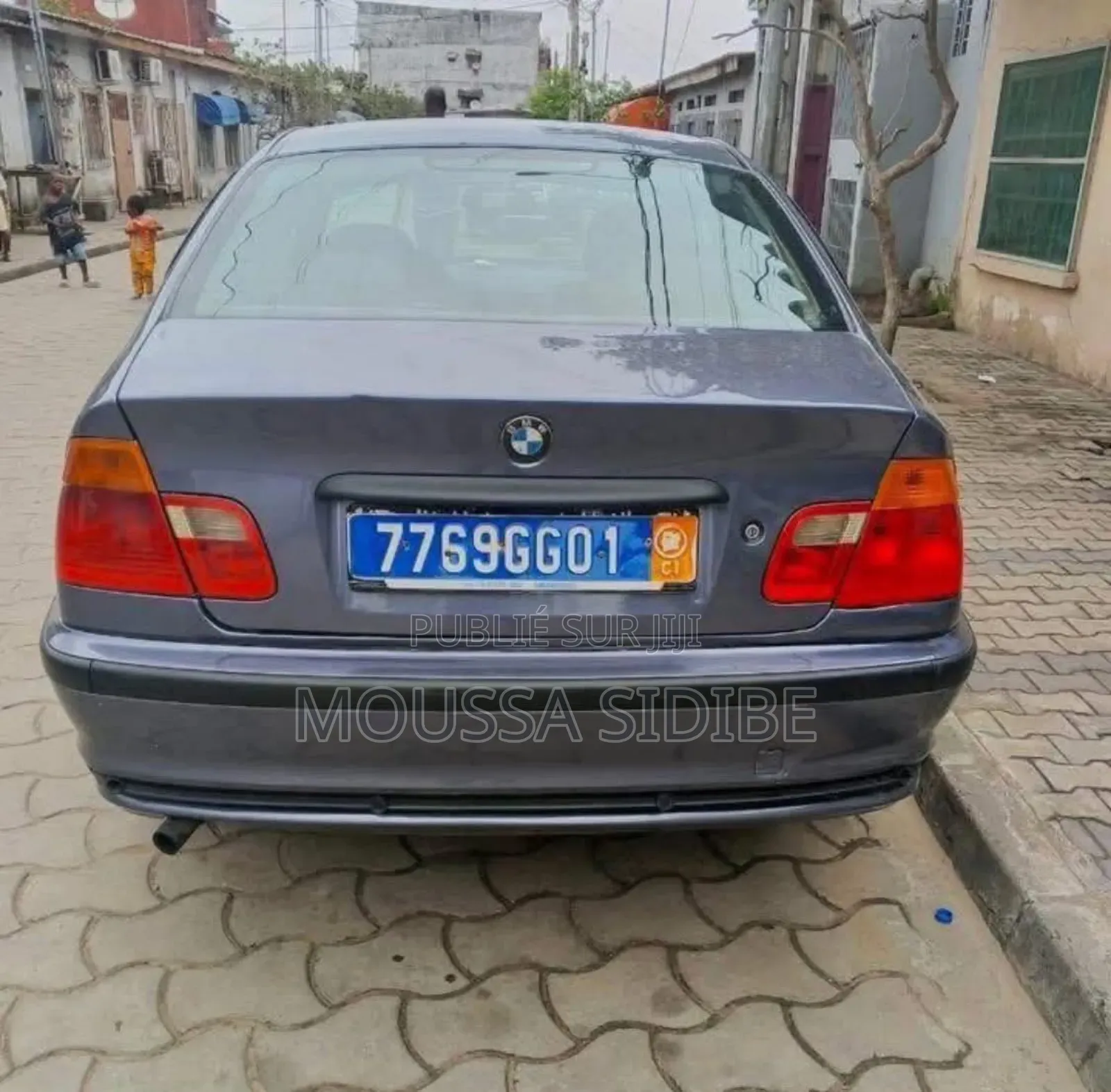 BMW 3 Series 2005 Blue