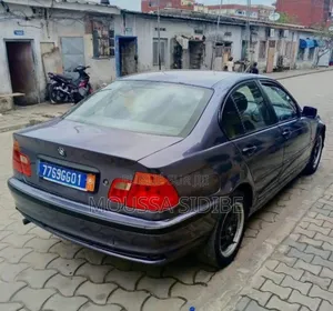 BMW 3 Series 2005 Blue
