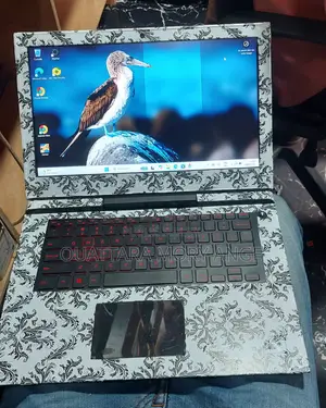 Dell Inspiron 14 7466 16GB Intel Core i7 HDD+SSD 750GB