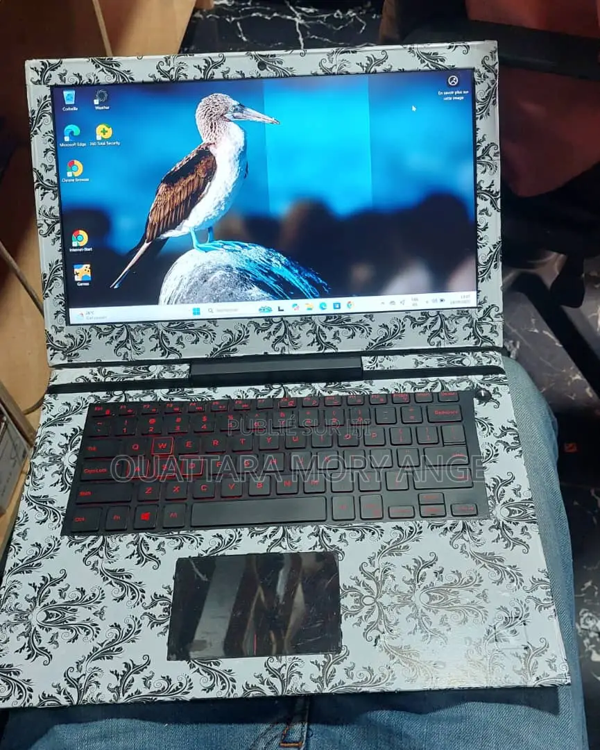 Dell Inspiron 14 7466 16GB Intel Core i7 HDD+SSD 750GB