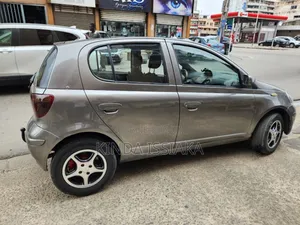 Toyota Yaris 1.0 Eco 2005 Gris