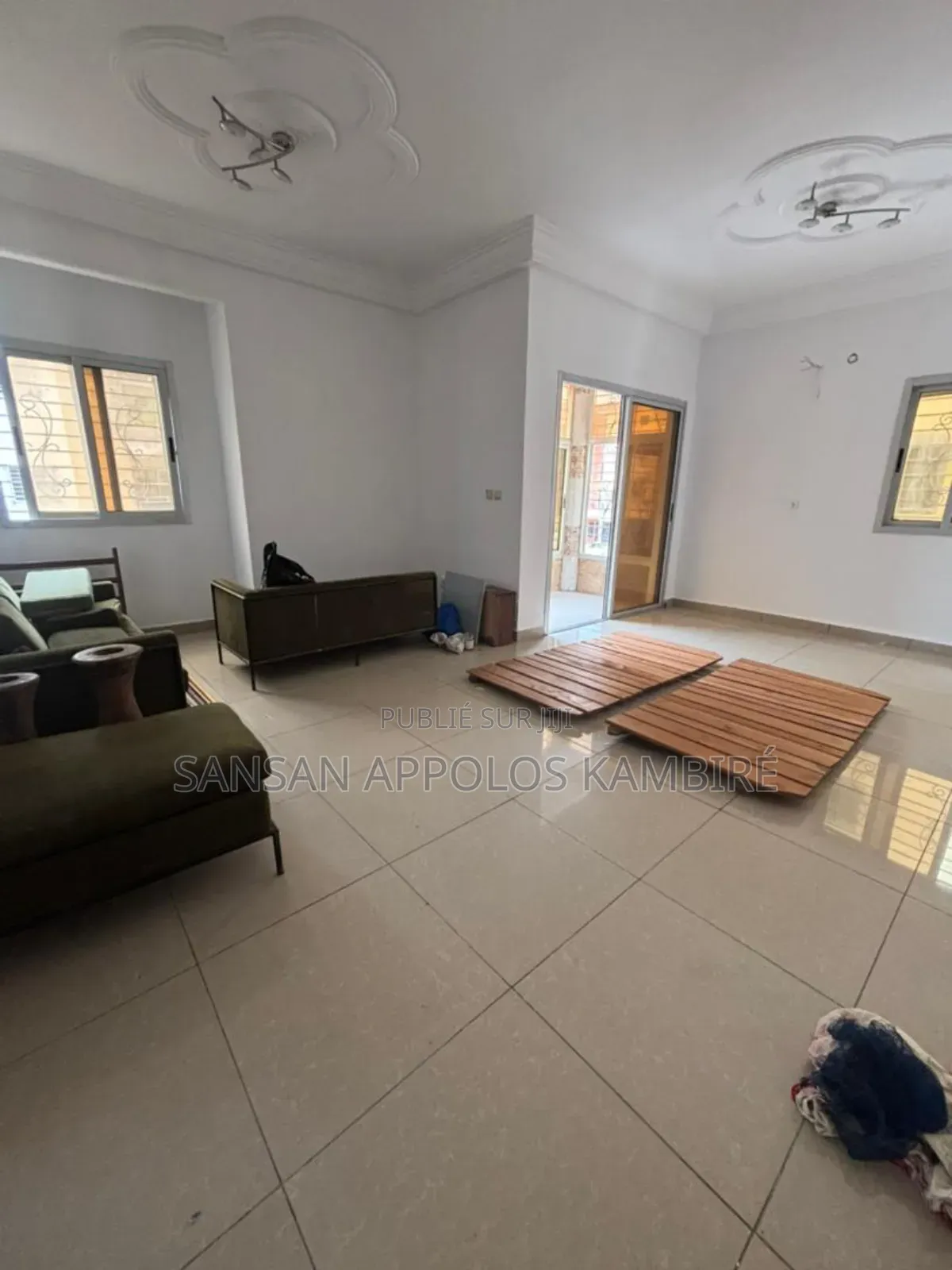 5chbre Duplex dans Une Belle Villa Avec, Cocody à Vendre