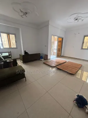 5chbre Duplex dans Une Belle Villa Avec, Cocody à Vendre