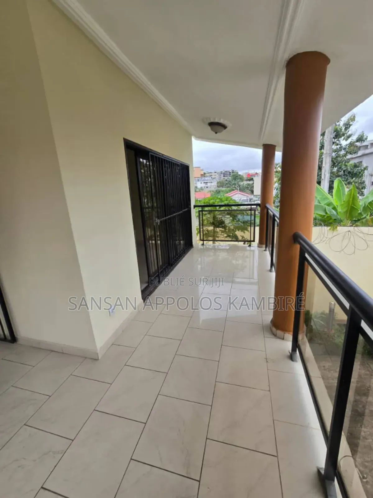 5chbre Duplex dans Une Belle Villa à Vendre