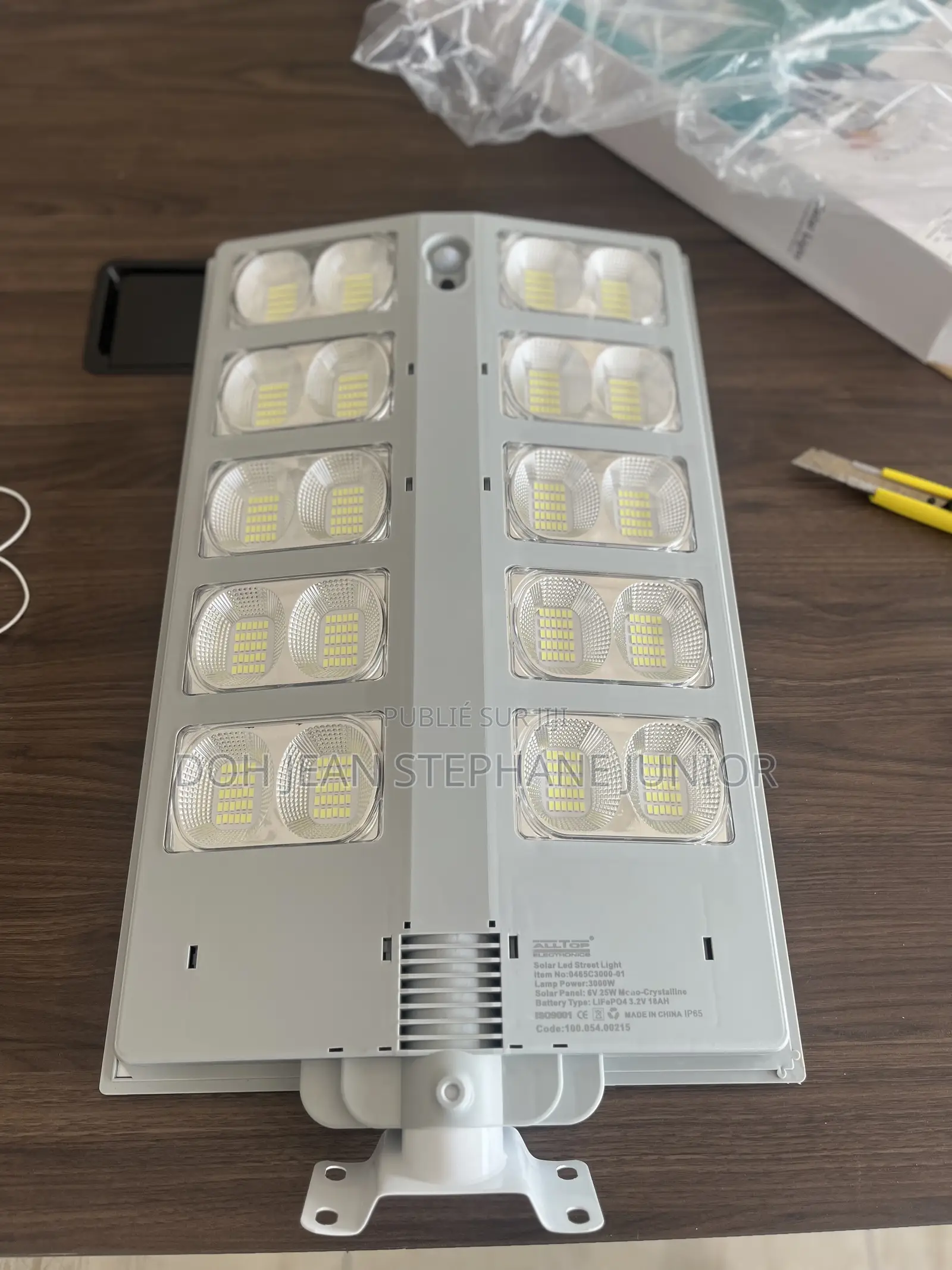 Lampadaires Solaires 2000 Et 3000 W