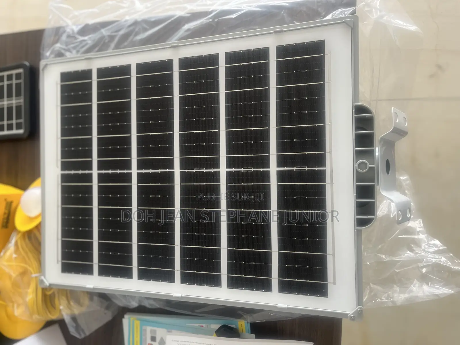 Lampadaires Solaires 2000 Et 3000 W