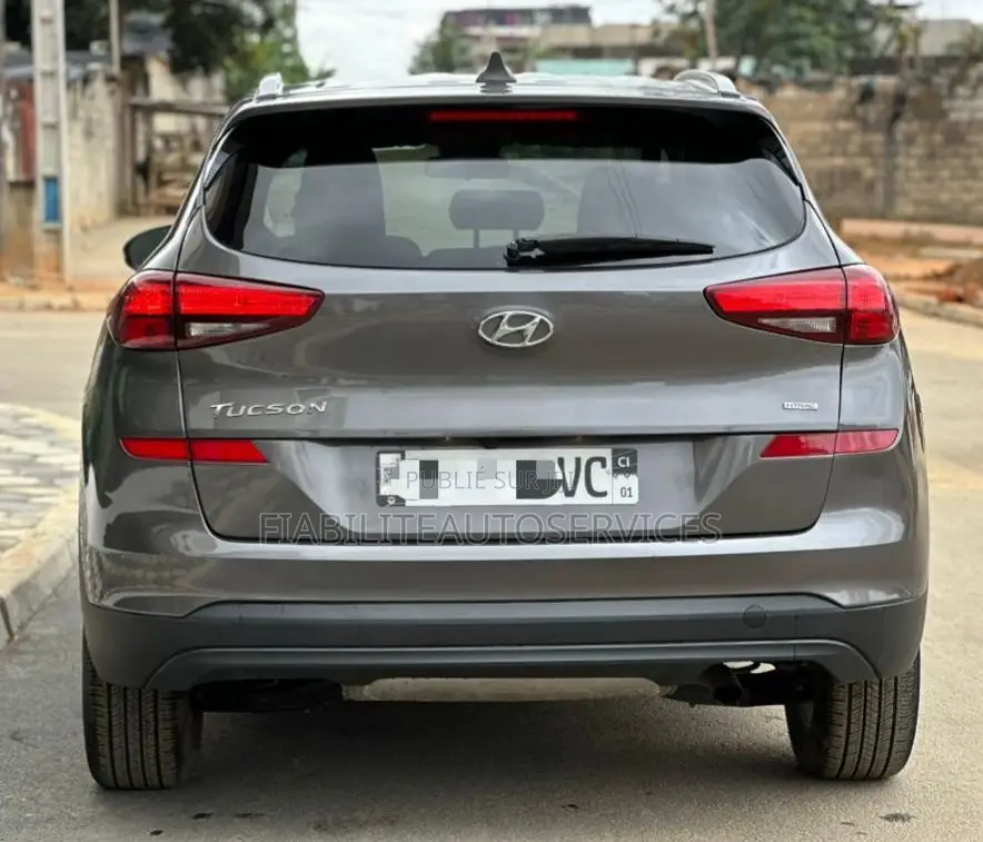 Hyundai Tucson 2021 Gris