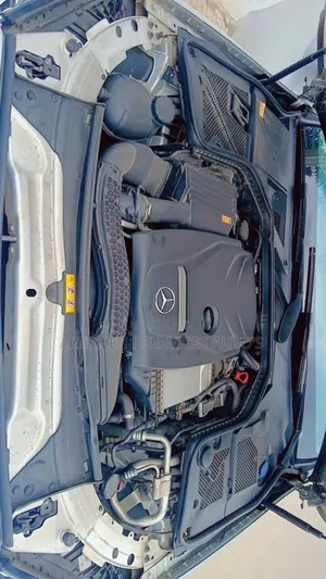 Mercedes-Benz C180 2016 Gris