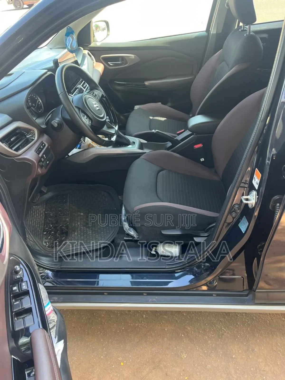 Suzuki Grand Vitara 2024 Gris