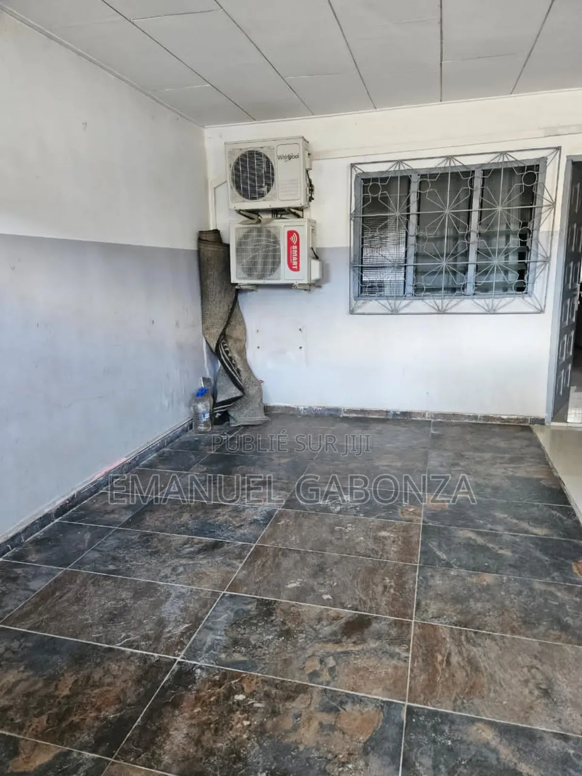 3chbre Duplex dans Gabonza, Yopougon à Vendre