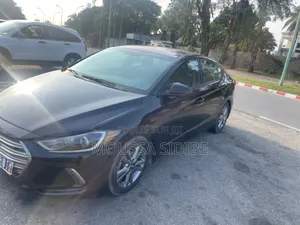 Hyundai Elantra 2017 Black