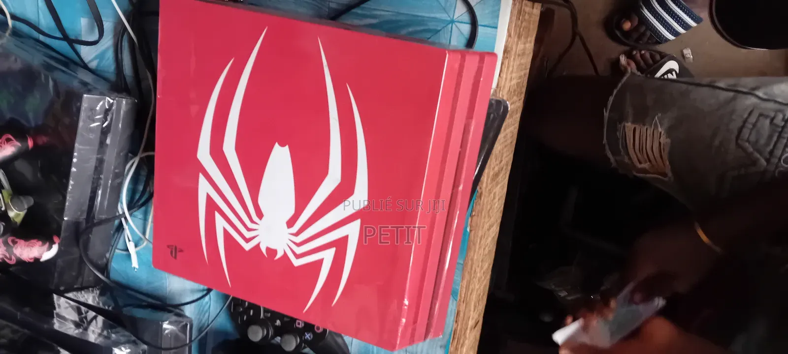 Ps4 Pro Cracker Couleur Rouge